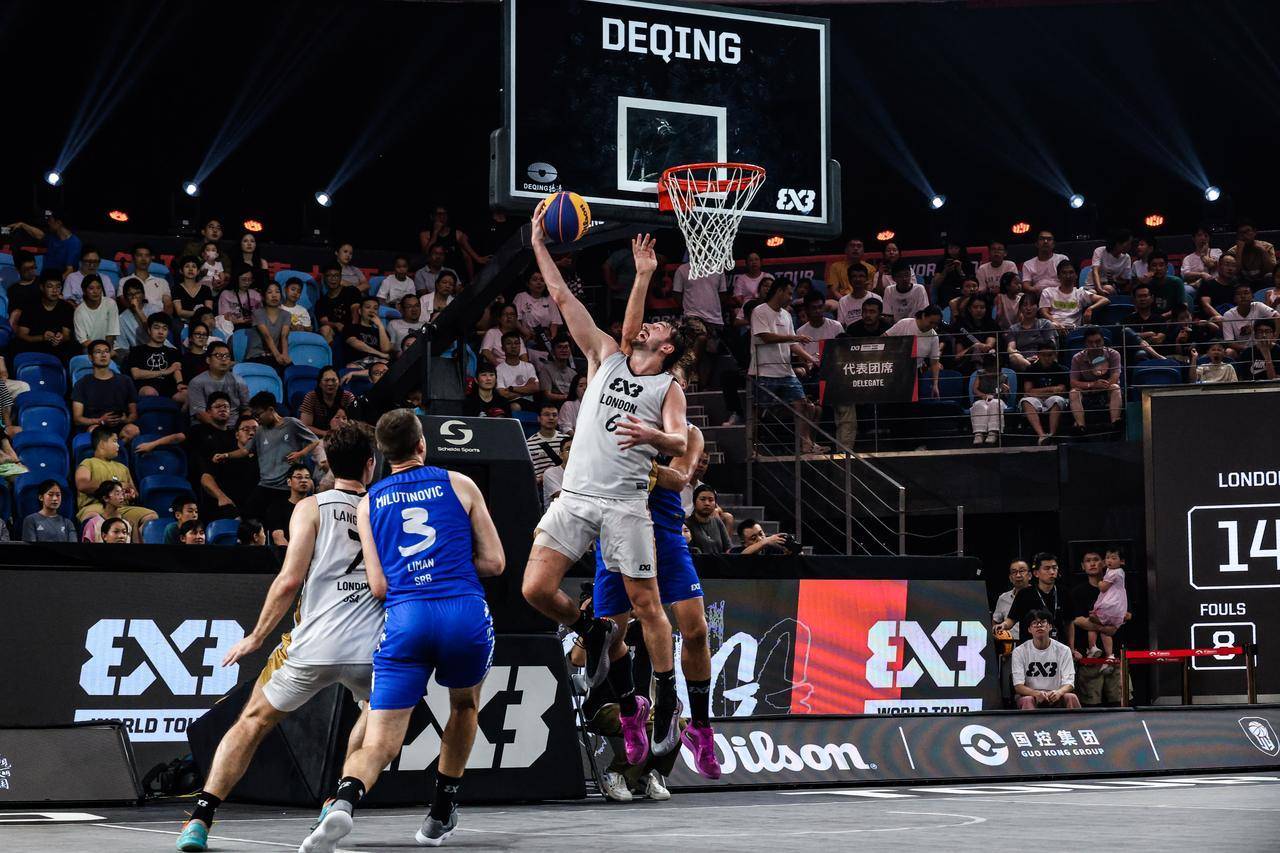 乐竞体育入口-欧篮联今夜再迎强敌，孟菲斯灰熊队长鼓劲，主帅态度——震撼外界，临场指挥获称赞的简单介绍